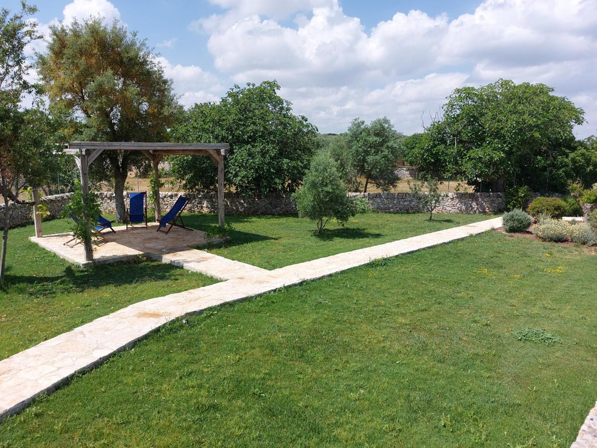 ノーチ Trulli Don Diego Bed & Breakfast エクステリア 写真